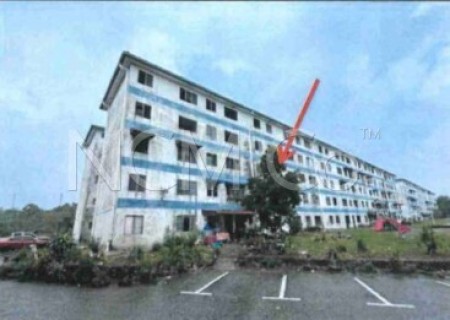 Apartment For Auction at Pangsapuri Sri Anggerik 3