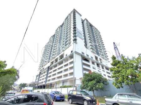 Condo For Auction at Mulberi Condominium