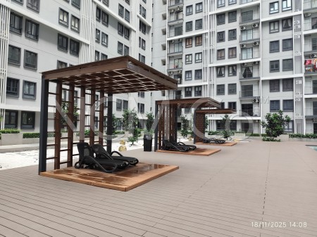 Apartment for Auction