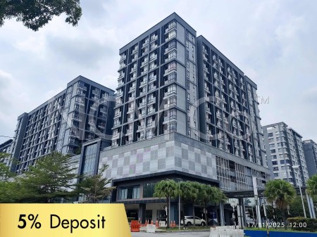 SOHO For Auction at Paramount Utropolis Suite