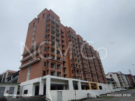 Apartment For Auction at Arabian Bay Resort