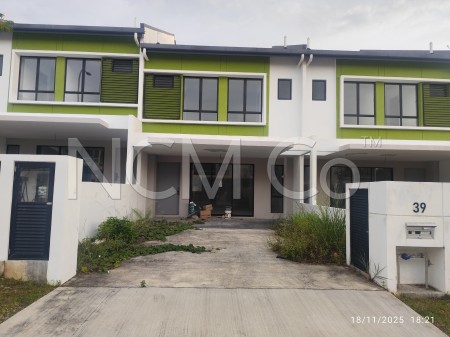 Terrace House For Auction at Lambaian Residence