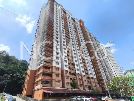 Apartment For Auction at Flora Damansara Apartment