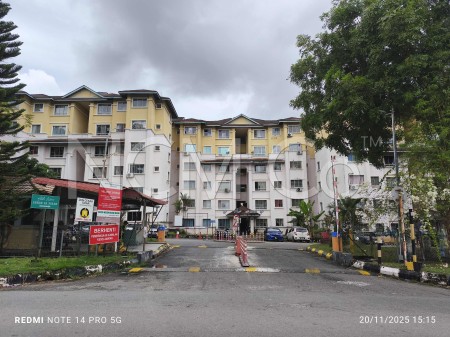 Apartment For Auction at Apartment Intan