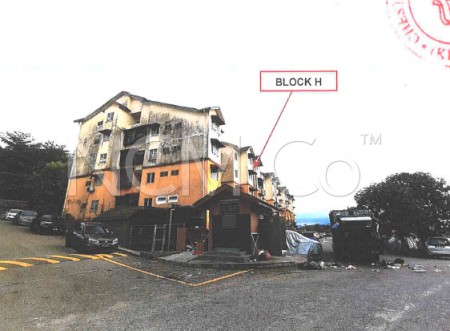 Apartment For Auction at Cempaka Apartment