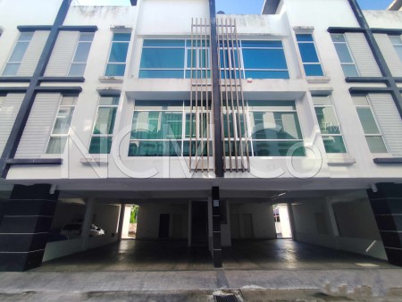 Terrace House For Auction at The Maven