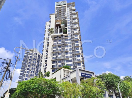 Apartment For Auction at HighPark Suites