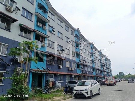 Apartment For Auction at Taman Pendamar Indah 2