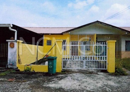 Terrace House For Auction at Tawau