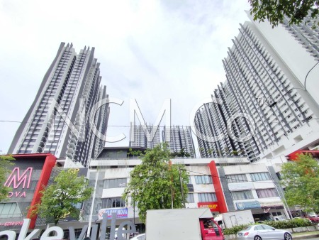 Serviced Residence For Auction at Lakeville Residence