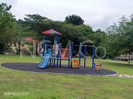 Terrace House for Auction