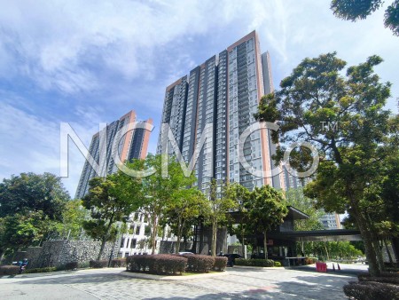 Condo For Auction at Emerald Hills