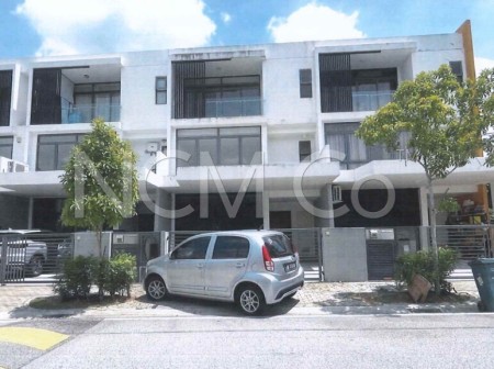 Terrace House For Auction at Reed