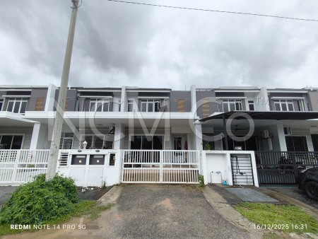 Terrace House For Auction at Kota Puteri
