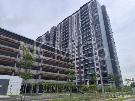 Apartment For Auction at E'island Lake Haven Residence