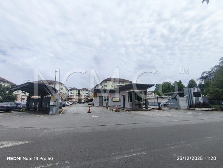 Apartment For Auction at Sutera Apartment