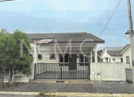 Terrace House For Auction at Perumahan Seri Damai Sejahtera