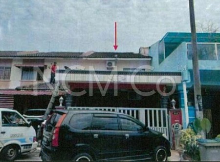 Terrace House For Auction at Garden Avenue