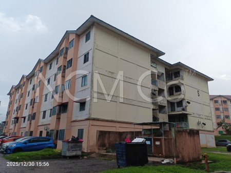 Flat For Auction at Pangsa Rakyat (College Heights)