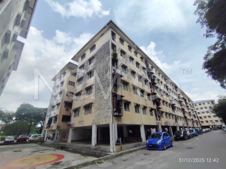 Apartment For Auction at Flat Subang Perdana