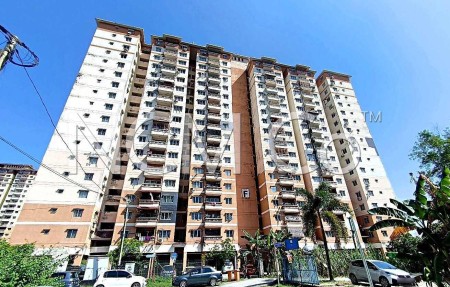 Apartment For Auction at Laguna Biru
