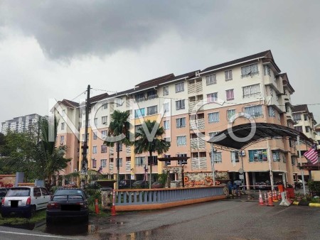 Apartment For Auction at Laman Suria Apartment