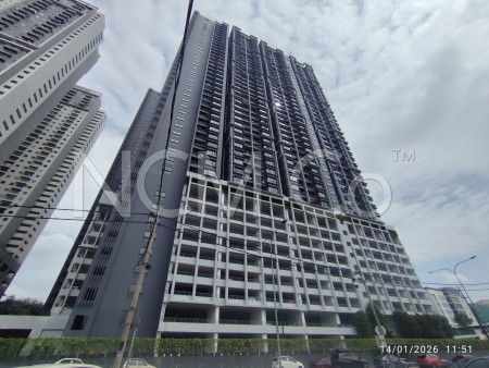 Condo For Auction at The Holmes 2