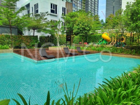 Bungalow House For Auction at Lakefront Residence