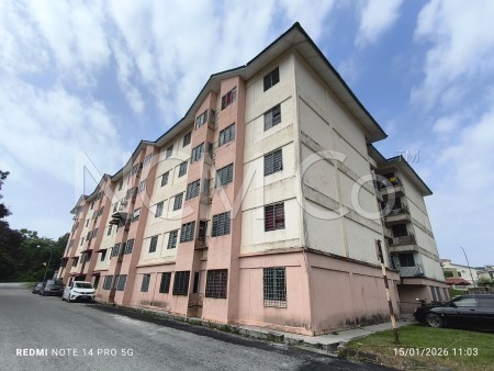 Apartment For Auction at Pangsa Rakyat (College Heights)