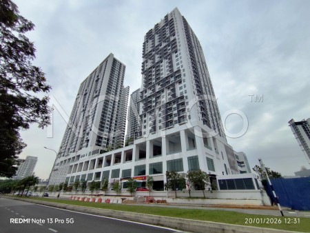 Office For Auction at Edumetro