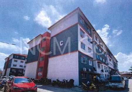 Apartment For Auction at Pangsapuri Seri Saujana