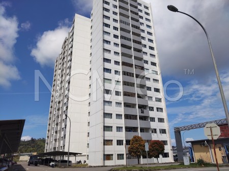 Apartment For Auction at Puncak Gloxinia