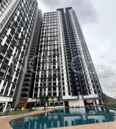 Serviced Residence For Auction at D Quince