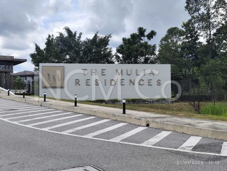 Terrace House For Auction at The Mulia Residence