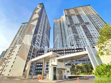 Condo For Auction at Platinum OUG Residences