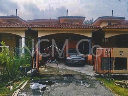 Terrace House For Auction at Taman Langat Utama