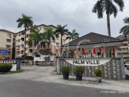 Apartment For Auction at Palm Ville