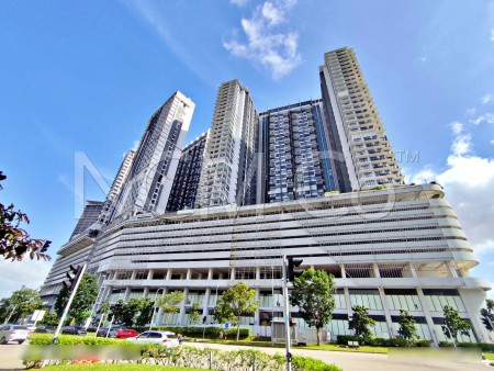 Apartment For Auction at D'Pristine