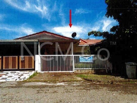 Terrace House For Auction at Inanam