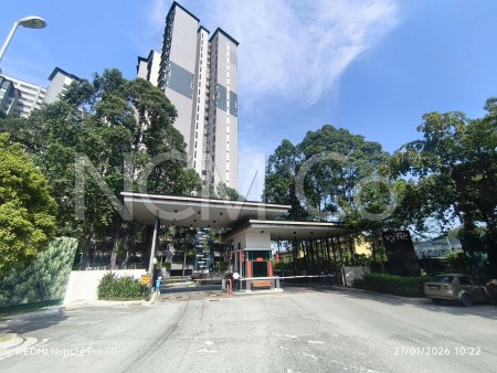 Condo For Auction at The Vyne