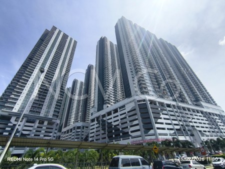 Serviced Residence For Auction at Razak City Residences