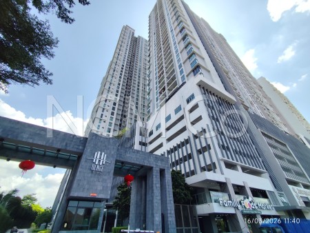 Condo For Auction at The Henge