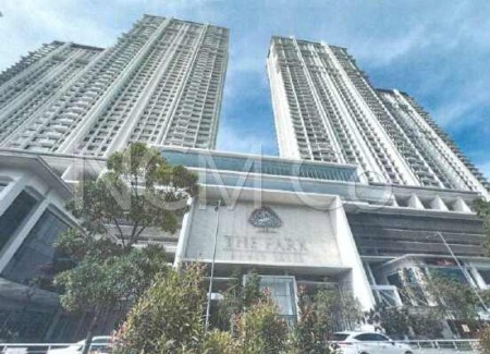 Serviced Residence For Auction at Park Sky Residence