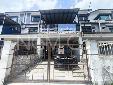 Terrace House For Auction at Taman Scientex