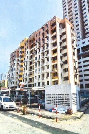 Apartment For Auction at Taman Meranti