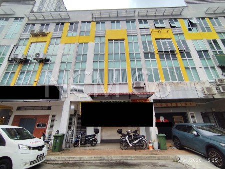 Shop Office For Auction at Signature Park