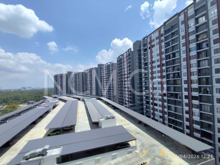 Apartment For Auction at E'island Lake Haven Residence