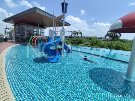 Apartment For Auction at E'island Lake Haven Residence