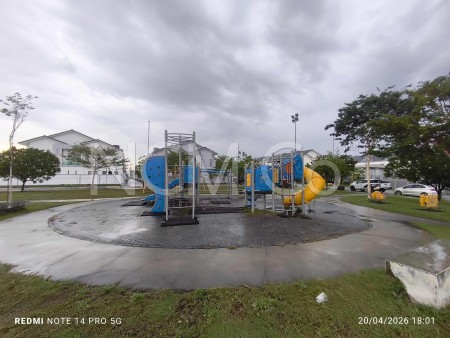 Terrace House For Auction at HIJAYU 3