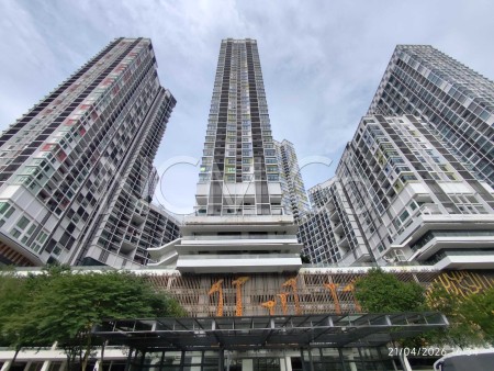 SOHO For Auction at I-Suite